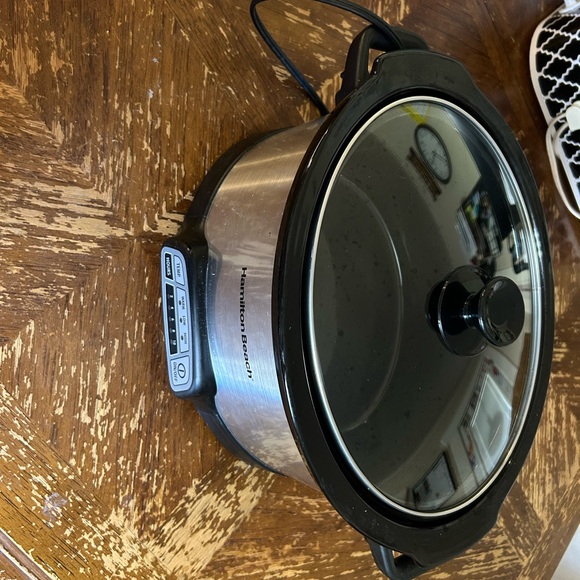 Hamilton Beach programable slow cooker - Picture 2 of 5